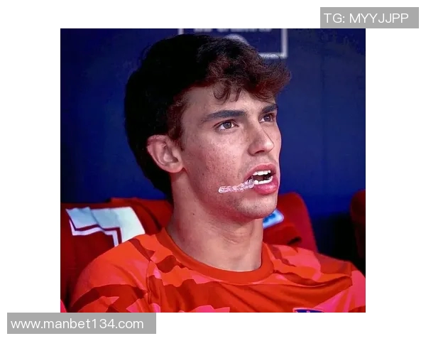 足球巨星头像汇聚展示,凝聚世界足坛辉煌与荣耀瞬间 足球巨星头像汇聚展示,凝聚世界足坛辉煌与荣耀瞬间