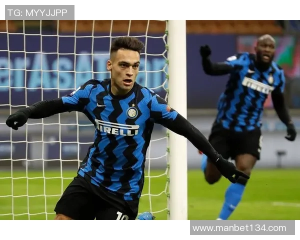 褚磊足球队球员号码揭秘他在场上的角色与贡献分析