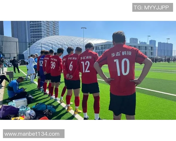 10月18日足坛群星闪耀生日盘点谁是你心中的绿茵传奇 10月18日足坛群星闪耀生日盘点谁是你心中的绿茵传奇